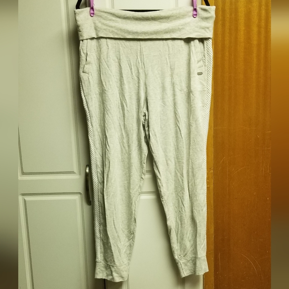 🍁🌺DKNY Sport sweatpants with side leg mesh paneling and foldover waist
